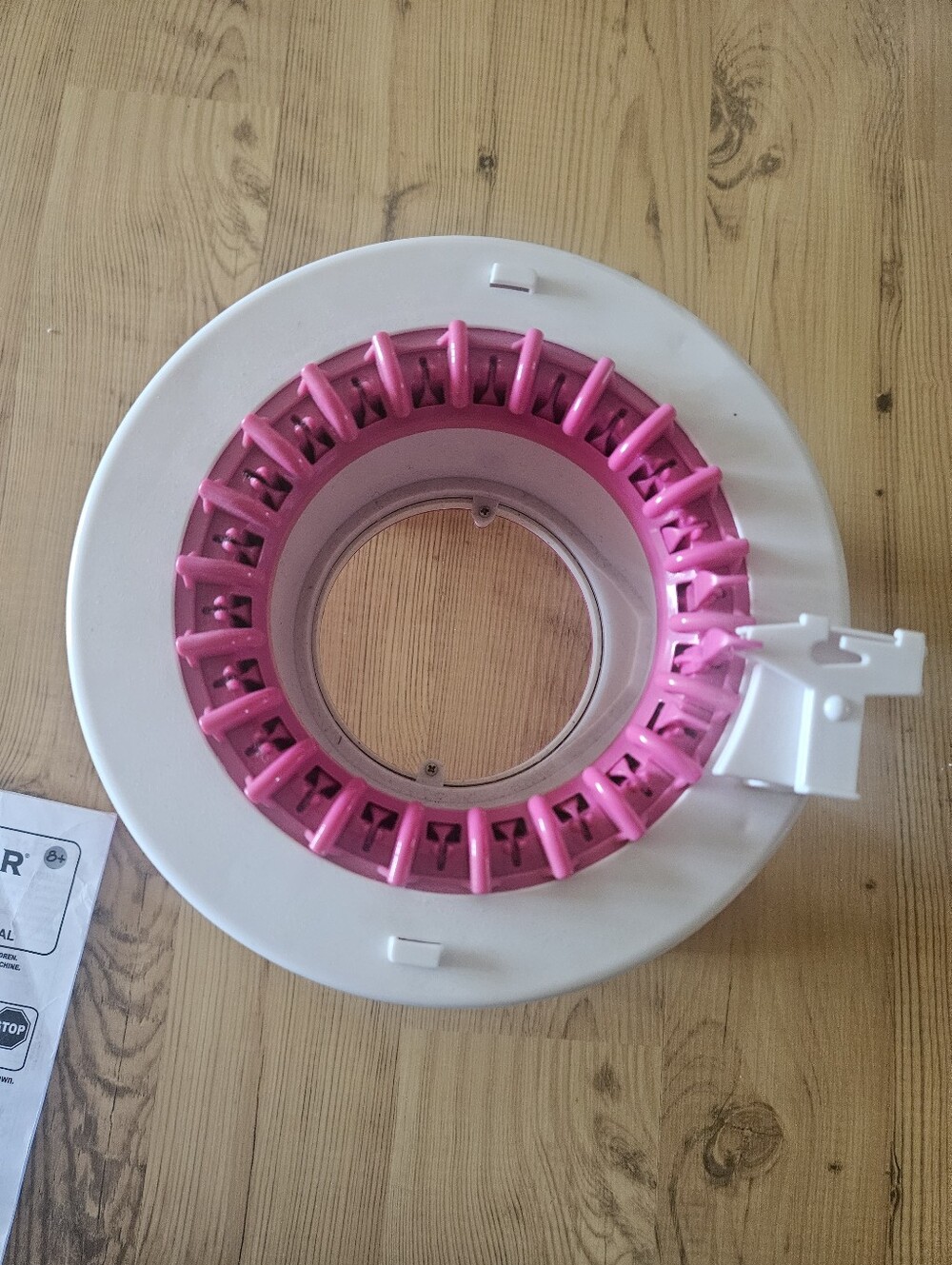 Singer Children's Knitting Machine - Picture 3 of 6